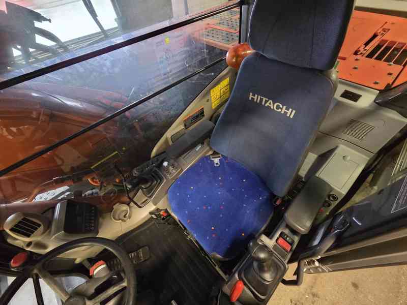 Hitachi ZX 140W-3 - foto 5