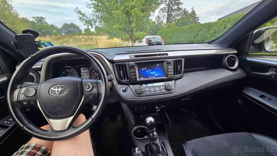 Toyota RAV4 2,0   D-4D 105 kW, 2WD, r. 2016 - foto 11