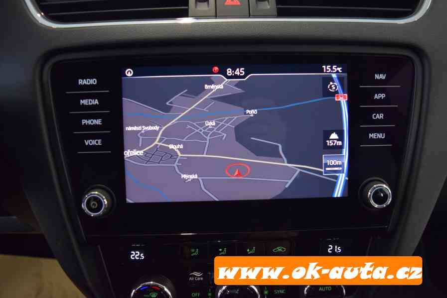 Škoda Octavia 1.6 TDI STYLE DSG RV 98 000 KM 2019-DPH - foto 11