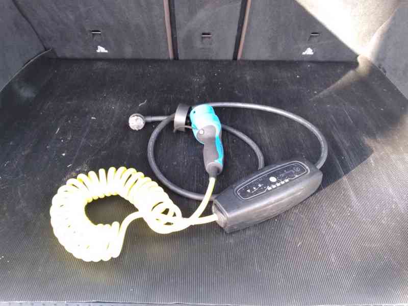 MERCEDES BENZ GLC 350e MATIC PLUG-IN HYBRID PANORAMA - foto 28