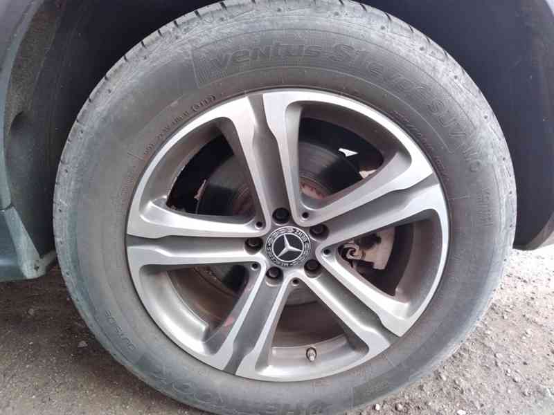 MERCEDES BENZ GLC 350e MATIC PLUG-IN HYBRID PANORAMA - foto 40