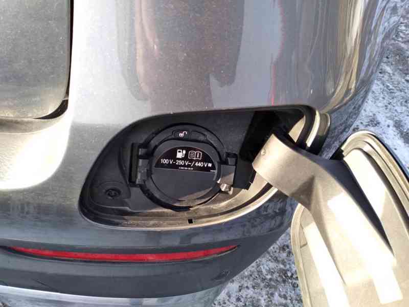 MERCEDES BENZ GLC 350e MATIC PLUG-IN HYBRID PANORAMA - foto 30