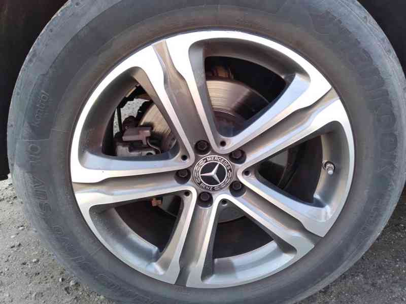 MERCEDES BENZ GLC 350e MATIC PLUG-IN HYBRID PANORAMA - foto 41