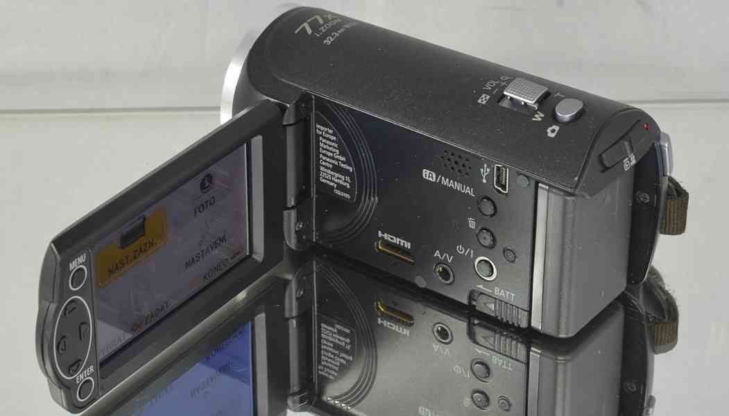 videokamera: Panasonic HC-V160 Full HDV*BSi senzor - foto 8