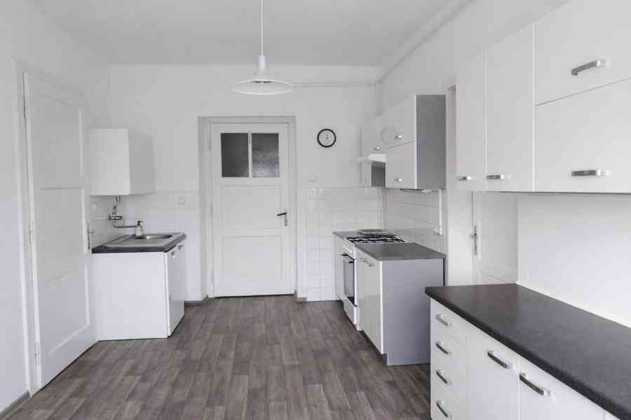 Pronájem 2+1  66 m2  Karlovy Vary - Rybáře - blízko centra - foto 2