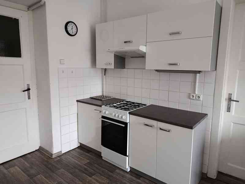 Pronájem 2+1  66 m2  Karlovy Vary - Rybáře - blízko centra - foto 11