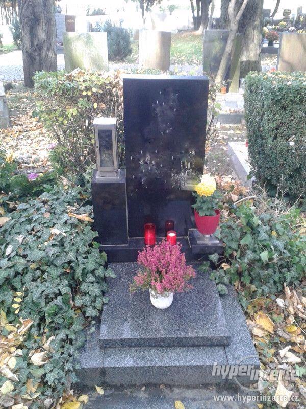 prodám urnový hrob na Olšanech - foto 2