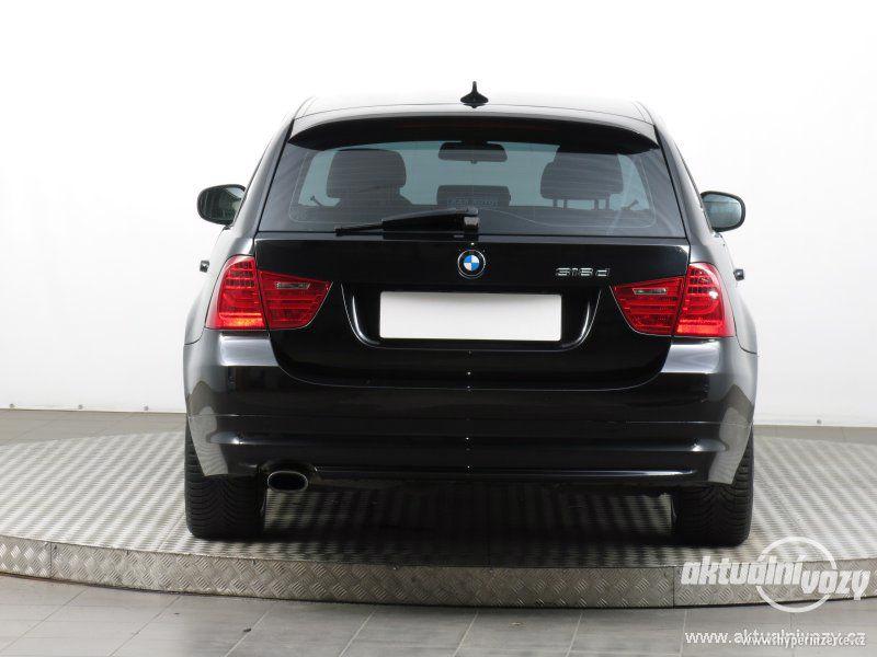 BMW 3 2.0, nafta, rok 2010 - foto 15