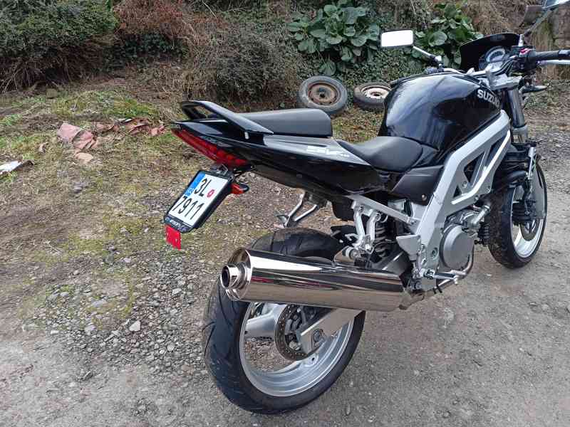 Suzuki SV 650 n - foto 4