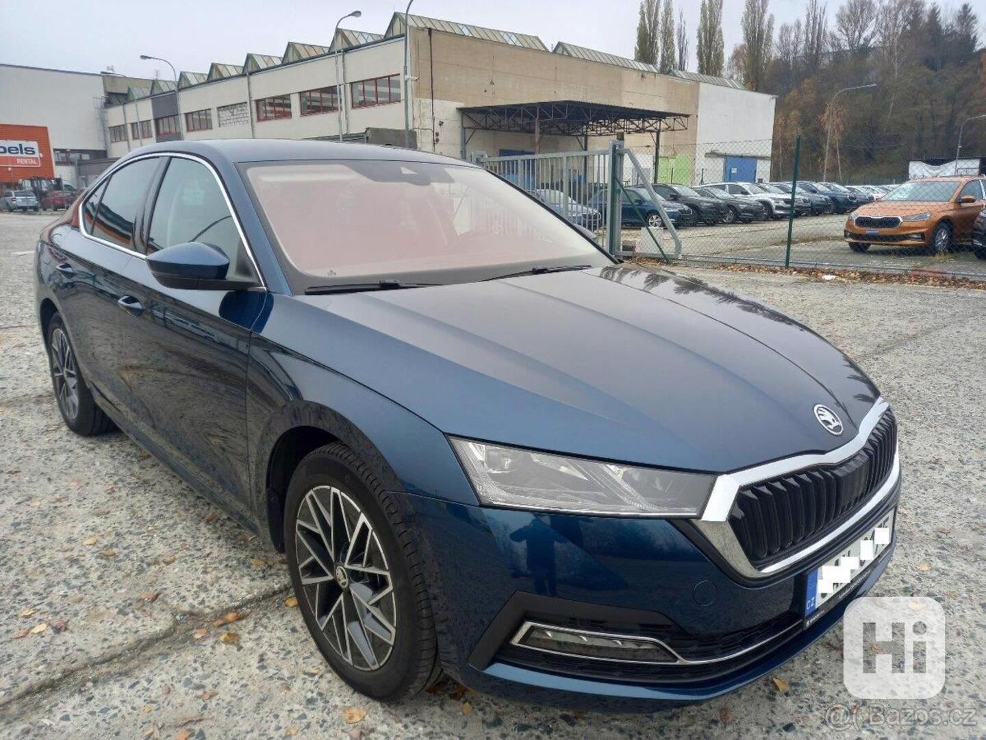 Škoda Octavia 1,5 - foto 1