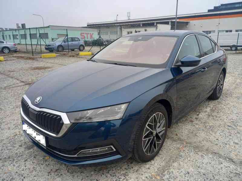 Škoda Octavia 1,5 - foto 4