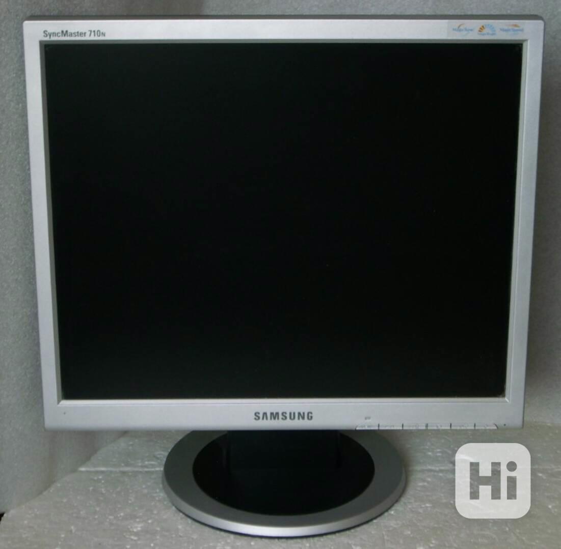 17" Samsung SyncMaster 710N - foto 1
