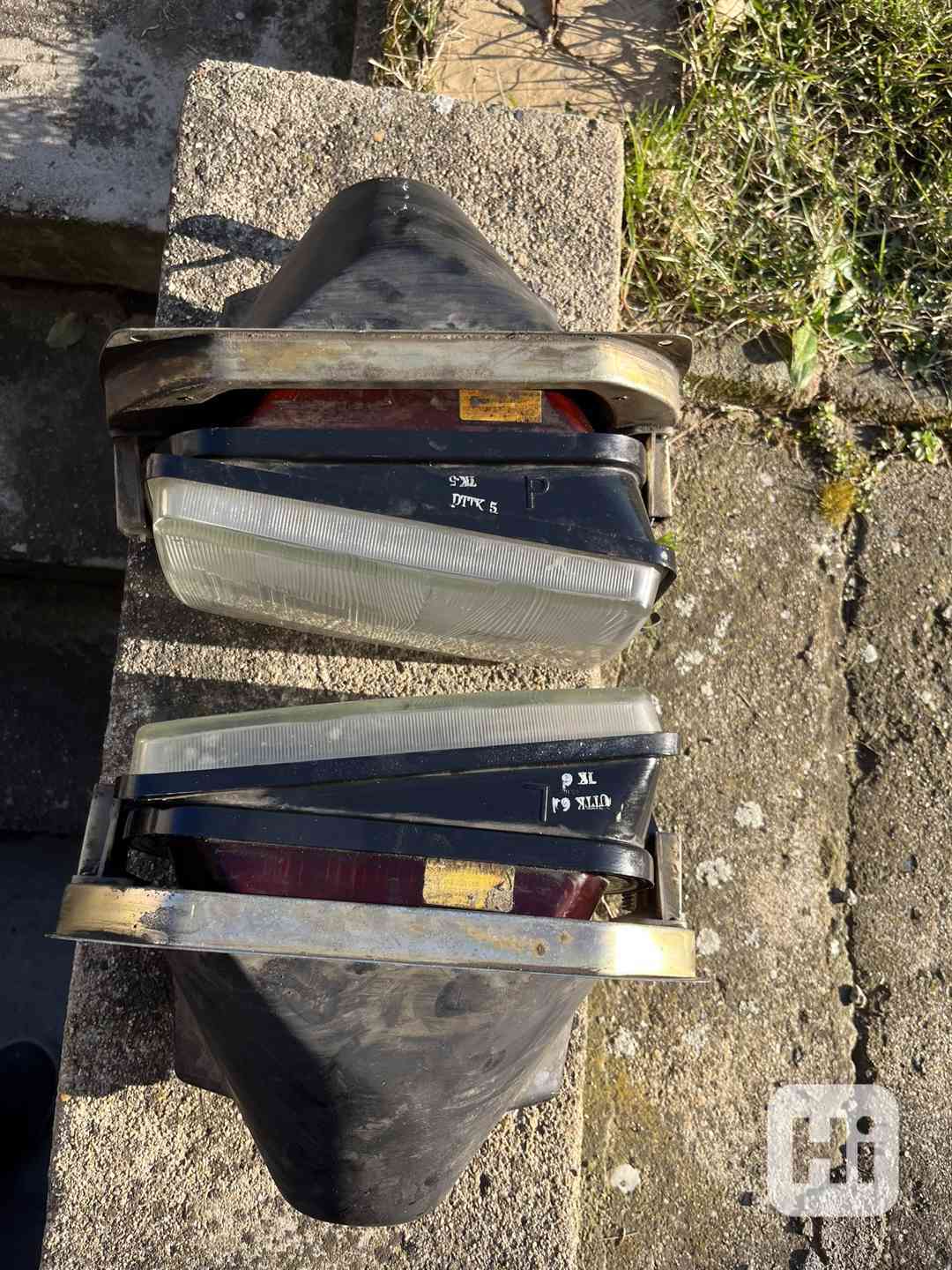 ŠKODA RAPID, Š120, Š125, Š130 Světla + hrnce - foto 1