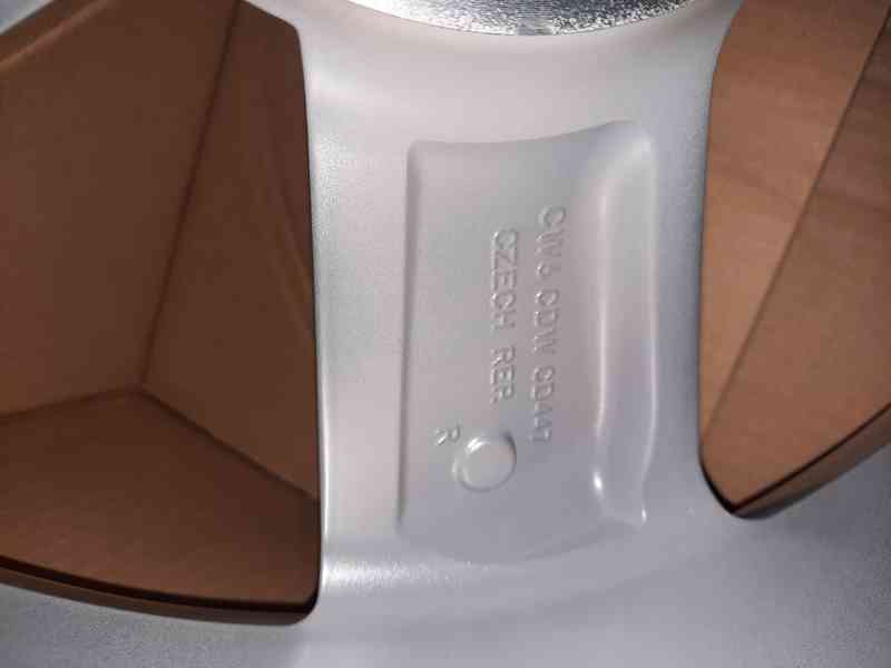 Škoda Karoq,Yeti, Seat Ateca  - NOVÉ 17 orig. Alu disky - foto 11