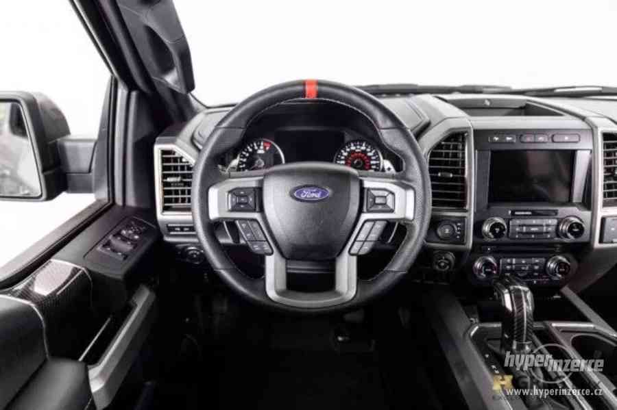 Ford F-150 Raptor 6x6 440kW automat - foto 19