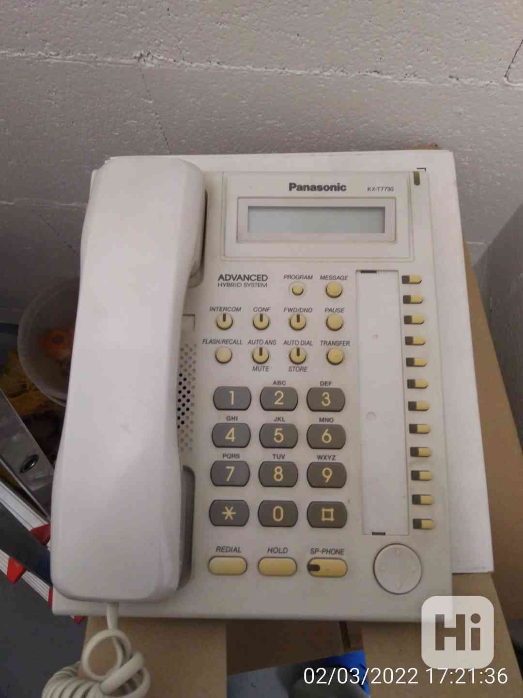 Telefon PANASONIC KX-T7730 - bazar - Hyperinzerce.cz