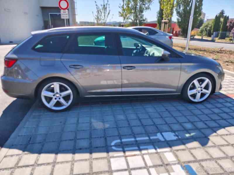 Seat Leon 2,0   ST FR TDI 110 kW, 6 st. manuál - foto 8