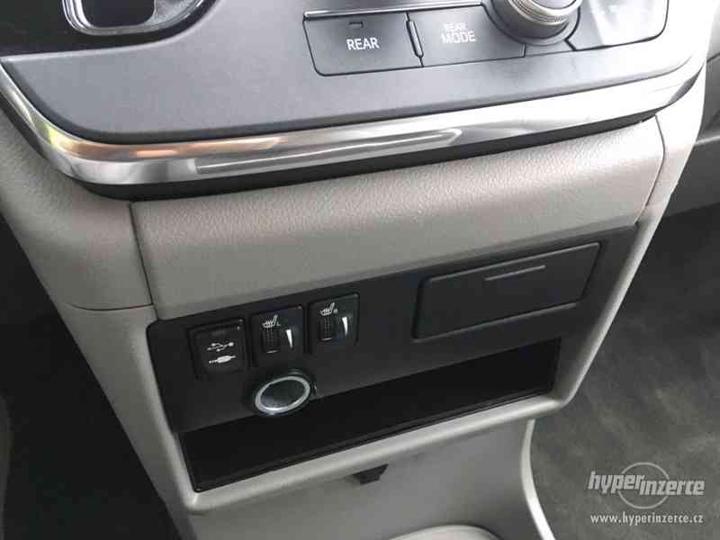 Toyota Sienna 3.5  XLE 2015 - foto 7