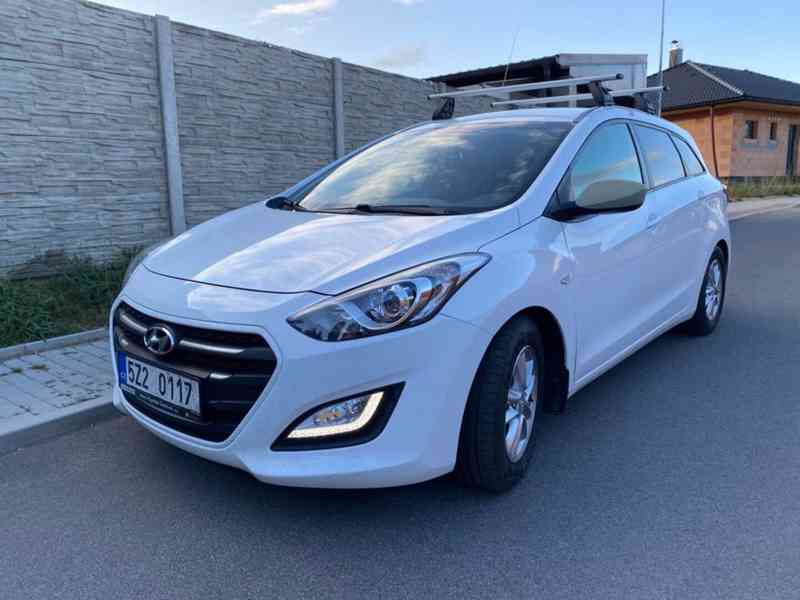 Hyundai i30 kombi 1,6i r.v 2015 - foto 6