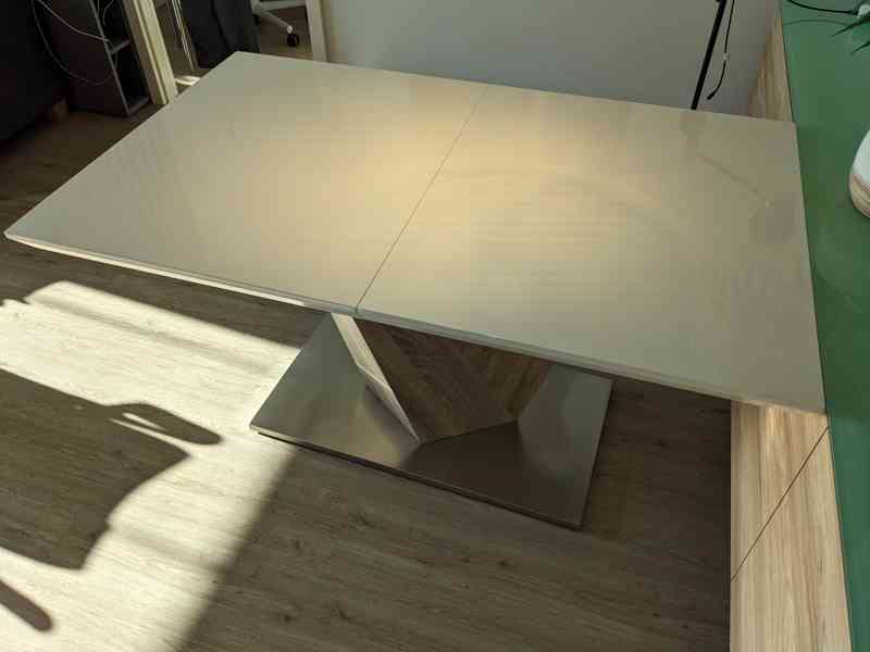 Jídelní stůl Scandishop Alaras 140 jako nový - foto 16