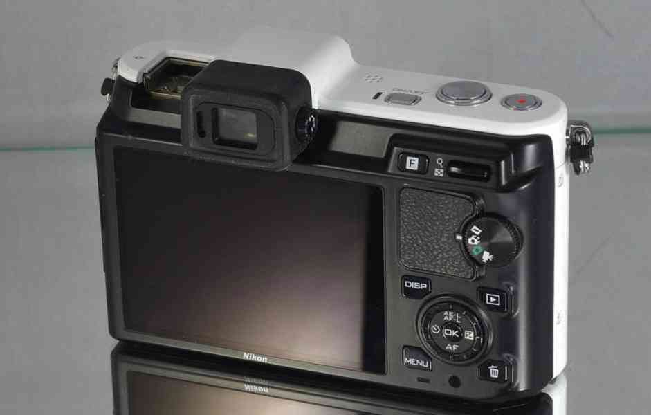 Nikon 1 V1 **10,1Mpx CX CMOS*Full-HDV*900 Exp. - foto 6