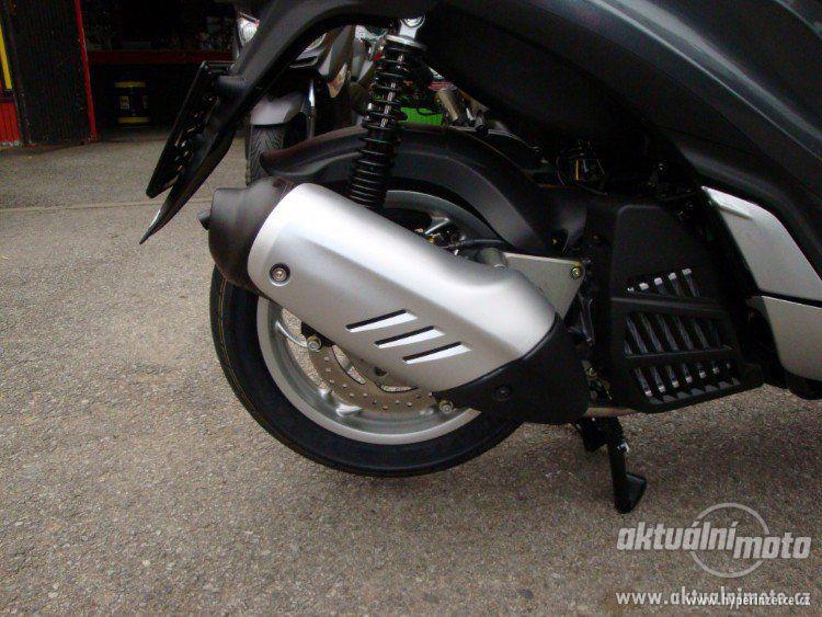 Prodej motocyklu Piaggio Beverly 125 - foto 4