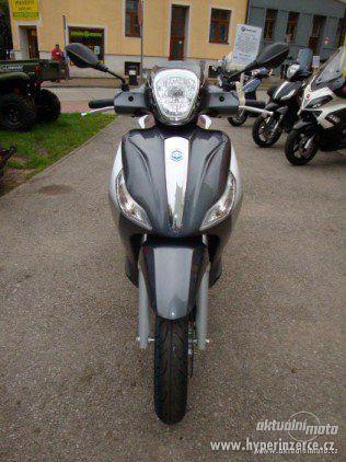 Prodej motocyklu Piaggio Beverly 125 - foto 5