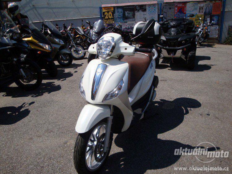 Prodej motocyklu Piaggio Beverly 125 - foto 8