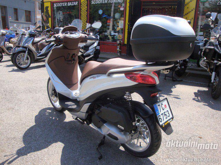 Prodej motocyklu Piaggio Beverly 125 - foto 23