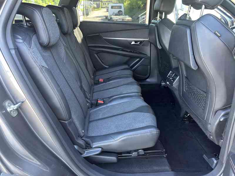 Peugeot 5008 1.5HDi 96KW/GTLINE/7MÍST/1MAJ - foto 19