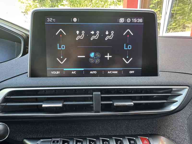 Peugeot 5008 1.5HDi 96KW/GTLINE/7MÍST/1MAJ - foto 30
