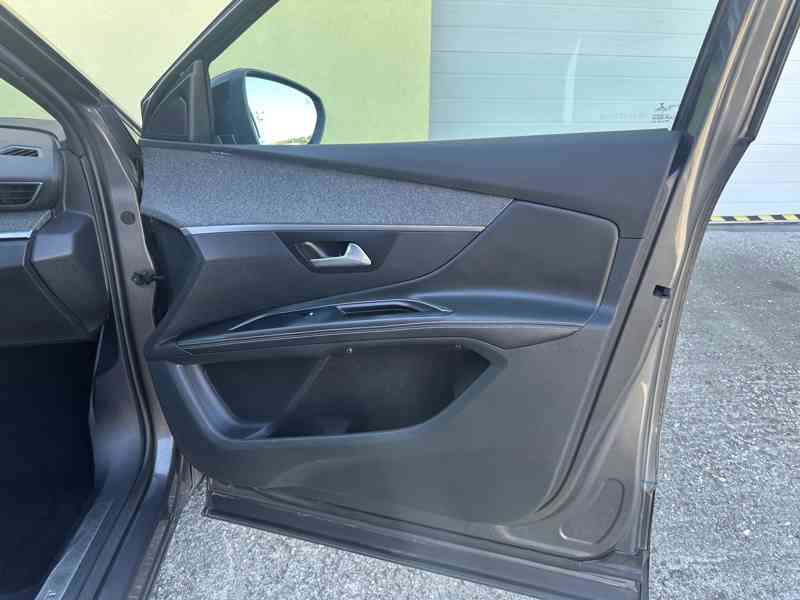 Peugeot 5008 1.5HDi 96KW/GTLINE/7MÍST/1MAJ - foto 23