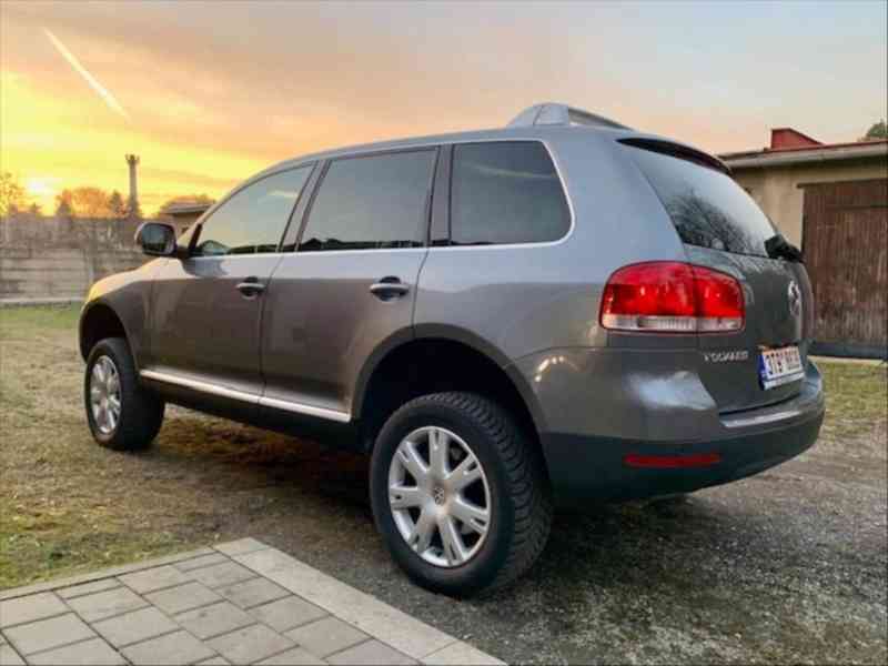 Volkswagen Touareg 3,0   7L TDi - foto 4