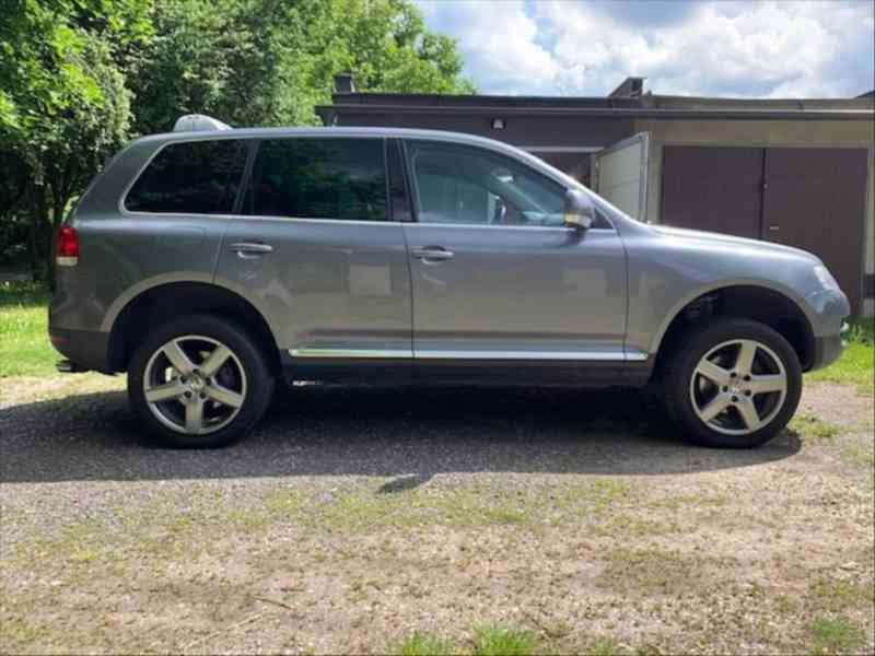 Volkswagen Touareg 3,0   7L TDi - foto 7