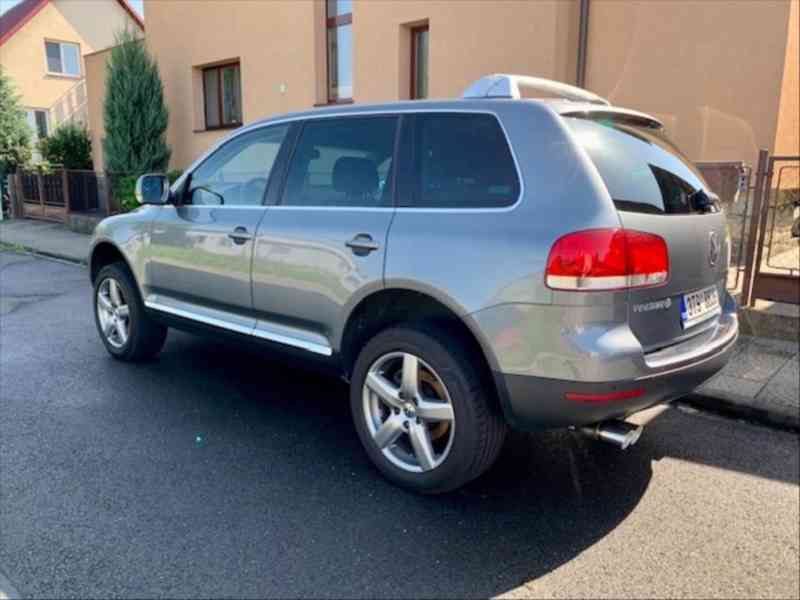 Volkswagen Touareg 3,0   7L TDi - foto 8