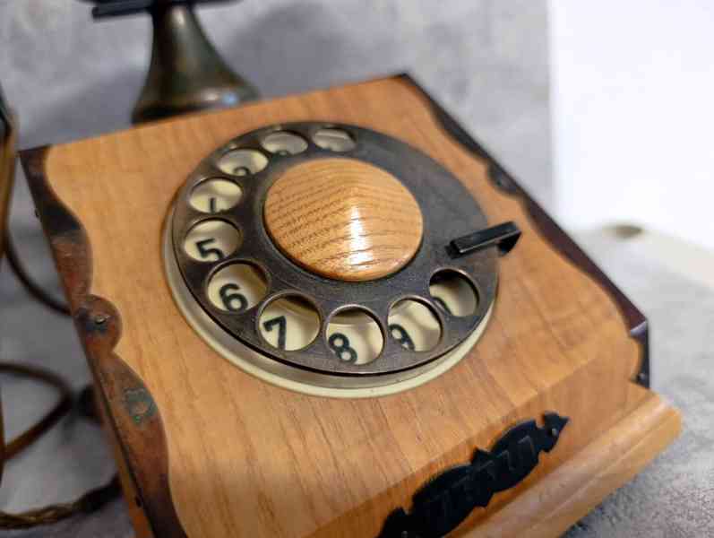 Starý orig.telefon Tesla do sbírky, k dekoraci - foto 17