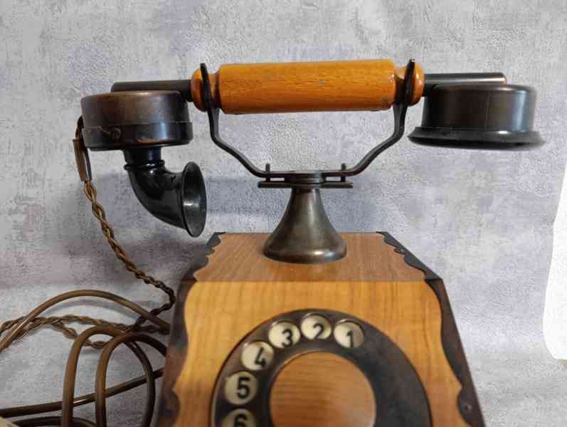 Starý orig.telefon Tesla do sbírky, k dekoraci - foto 3