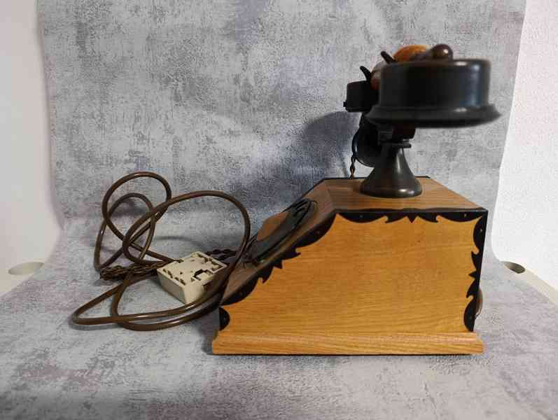 Starý orig.telefon Tesla do sbírky, k dekoraci - foto 8