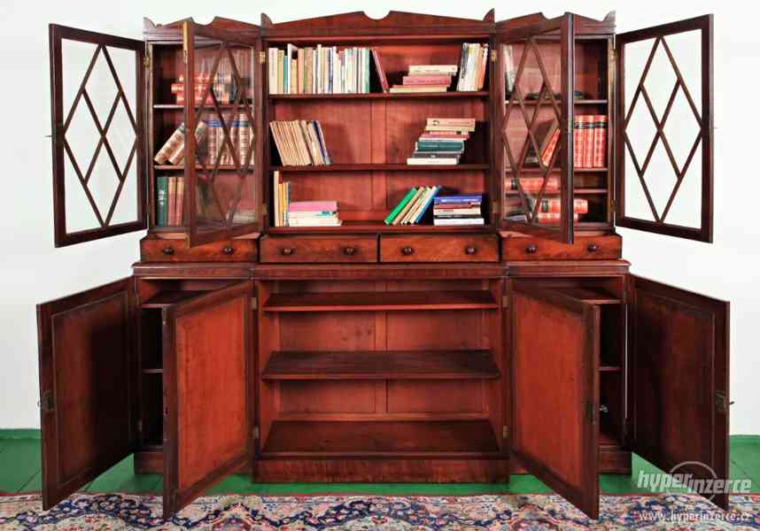 Anglická mahagonová knihovna z 19. století - foto 7