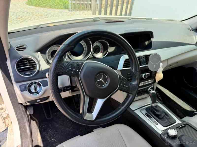 Mercedes-Benz Třídy C 2,1   CDI 4MATIC + nosiče + zimní ko - foto 4