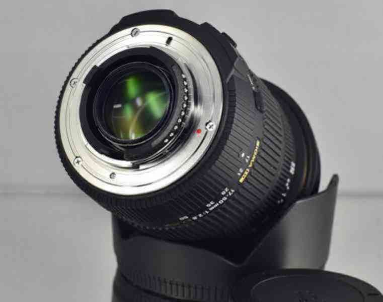 pro Nikon - Sigma DC 17-50mm 1:2.8 EX OS HSM **APS-C Zoom - foto 3