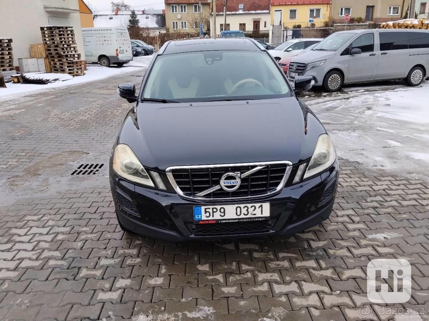 Volvo XC60 2,0 - foto 1