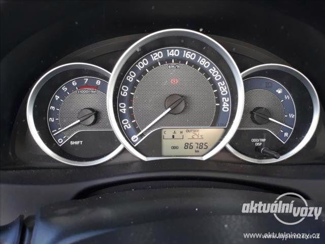 Toyota Auris 1.3, benzín,  2013 - foto 4