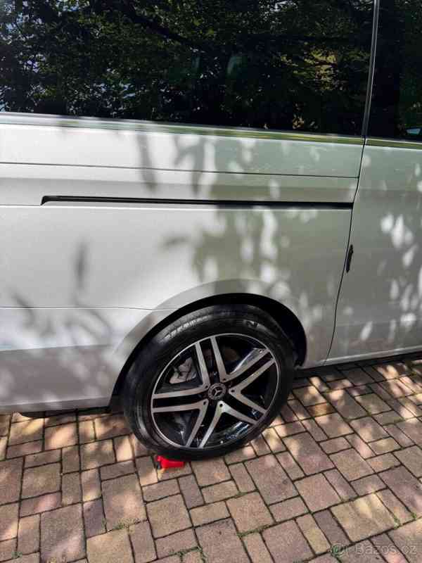 Mercedes-Benz Třídy V 2,2   250 d L Avantgarde 4MATIC - foto 5