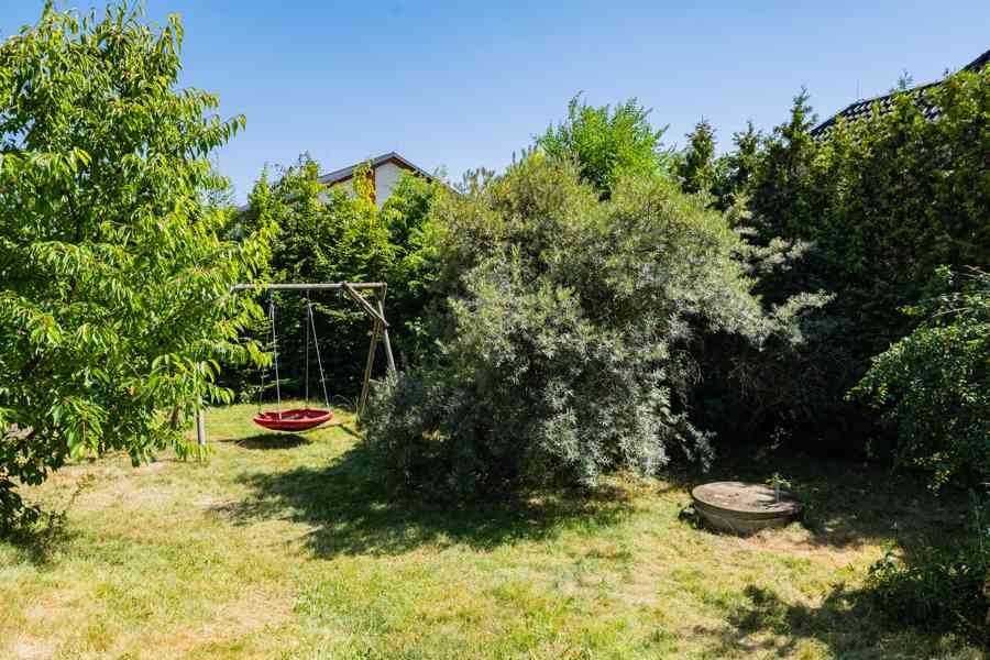 Prodej rodinného domu se zimní zahradou 160 m², pozem.816 m² - foto 12