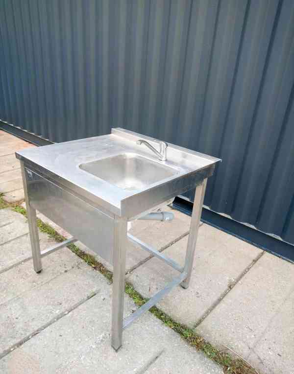 Nerezové stoly - foto 9