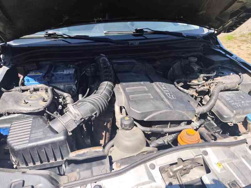 Suzuki Grand Vitara 1,9 - foto 12