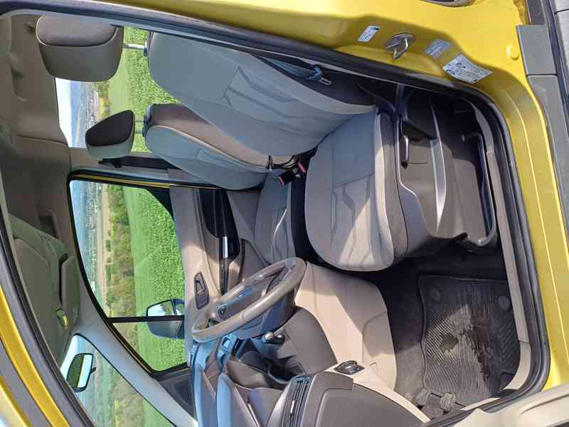 Ford Tourneo Connect / Grand 1.6 TDCi - foto 9