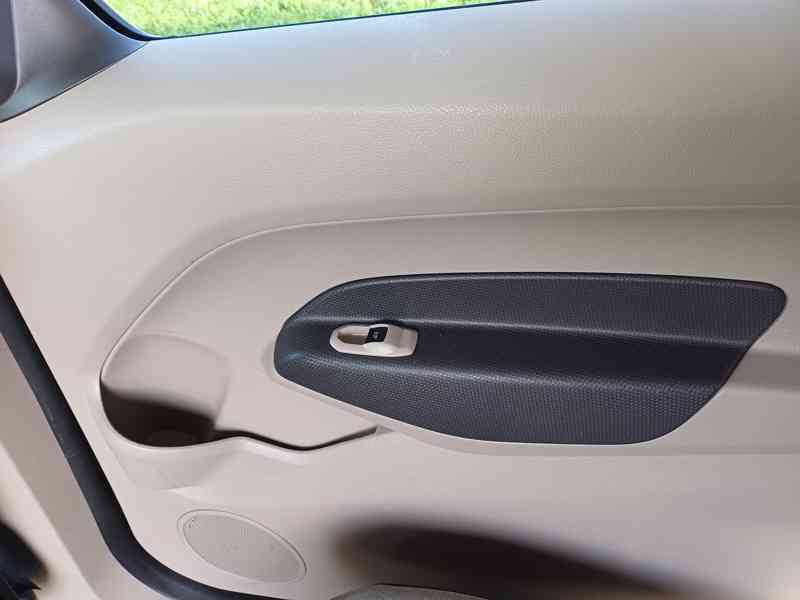 Ford Tourneo Connect / Grand 1.6 TDCi - foto 8