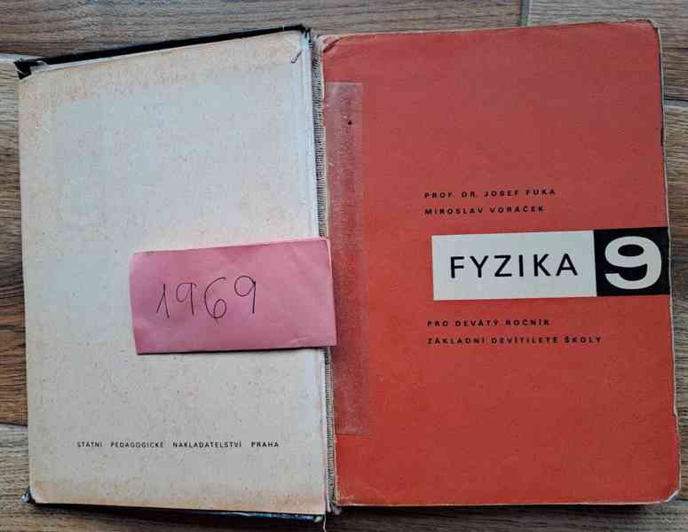 Fyzika 9 - 1969 - foto 2